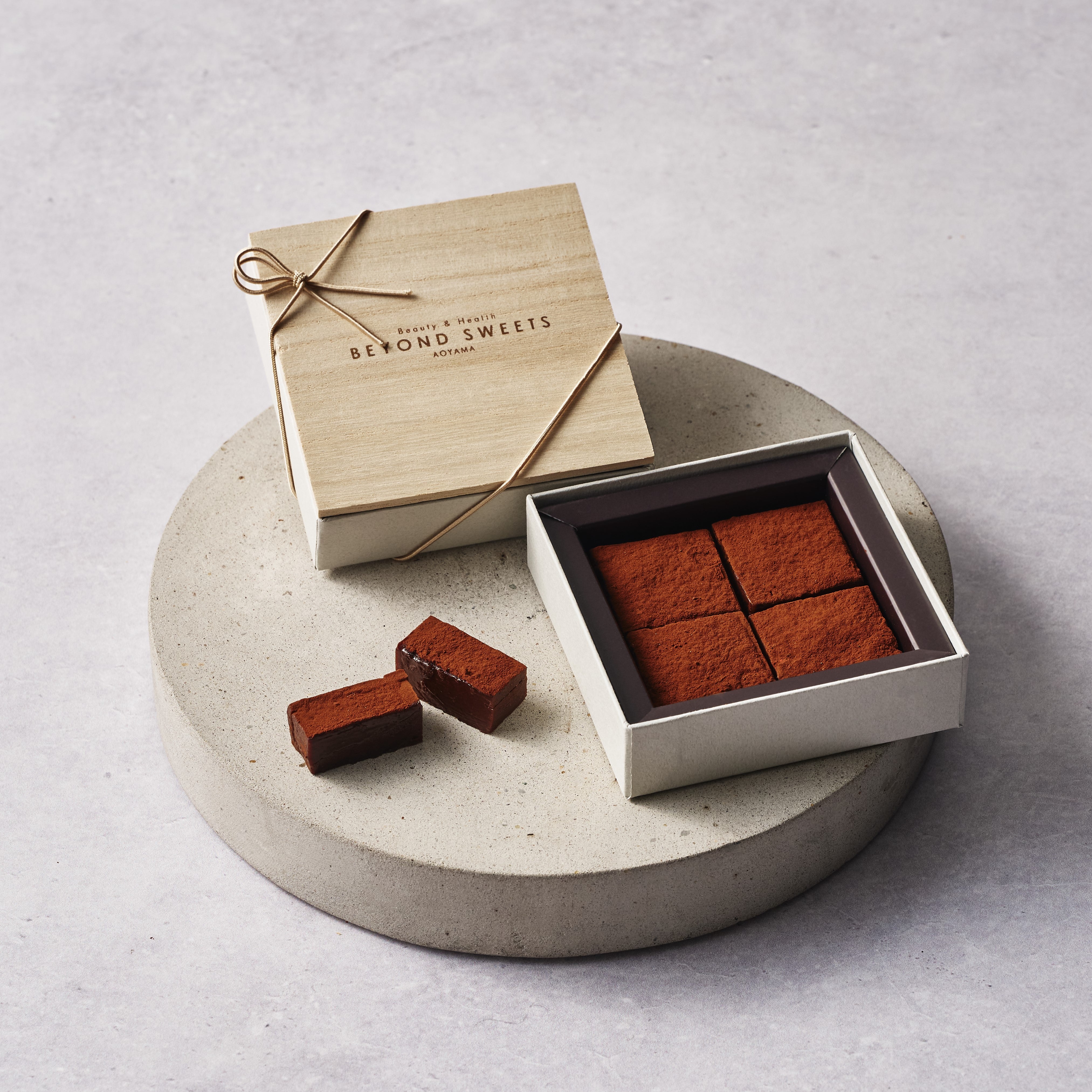 Low-sugar raw chocolate | Muku (4 pieces)